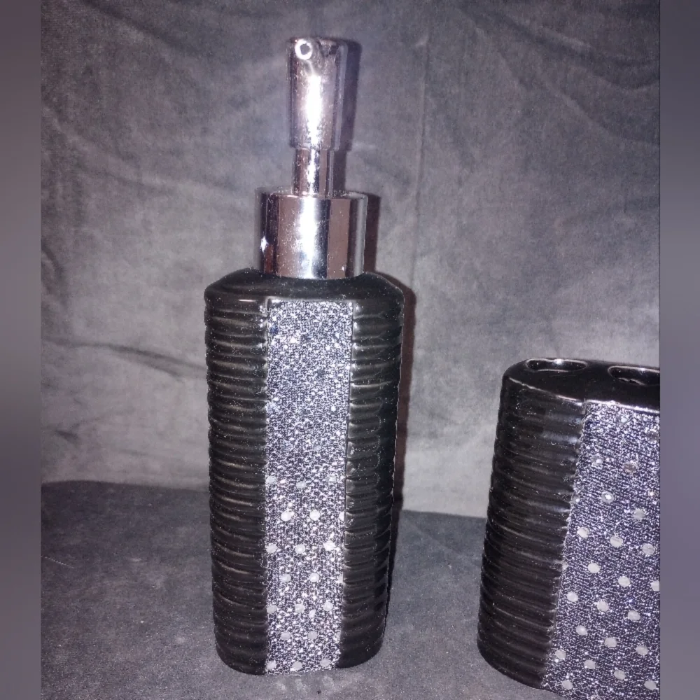 Black and Silver Sparkle Soap Dispenser and Toothbrush Holder NWOT